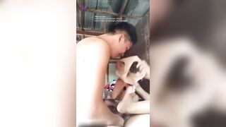 BỐ MẸU EM LÊN NƯƠNG RỒI ANH SANG ĐÂY VỚI EM ĐI