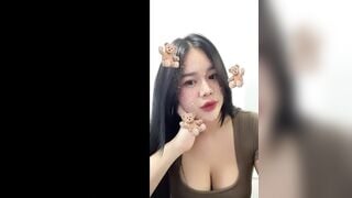 đang quay tiktok dở bị thằng bạn đè ra đụ tung lồn