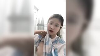 Nhung 2k7 fan Messi đĩ dâm hàng múp call sex có phí