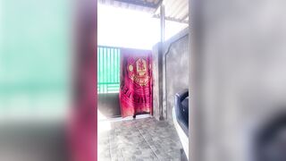 Địt nhau trong vườn cùng em trai xe ôm dâm vú to lồn ngon siêu dâm đãng