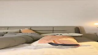 Kích thích xuất tinh bằng cách bơm và ấn tinh dịch