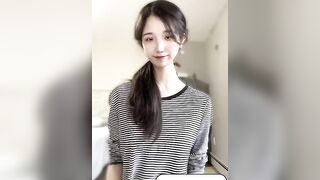 Gái Trung Xinh Xắn Show Hàng Xoa Bím Rỉ Nhớt