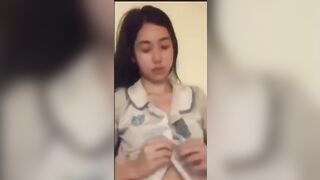 em ghệ sinh viên cơ địa dễ nứng ngày nào cũng thủ dâm cho xem