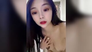 Sửa điện thoại cho hot girl và phát hiện video này