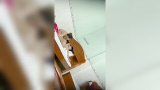 Thanh niên đi chơi cave mbbg mà mới nhún vài cái ra mẹ rồi