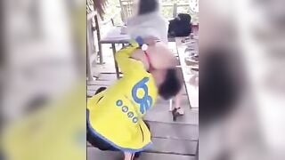 Mệt dừng chân quán chòi đc cj chủ vừa bú vừa xa phê hết nấc