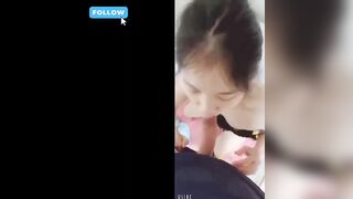 Bồ cân hai vừa liếm cậu bé anh này vừa đưa âm đạo cho anh kia doggy