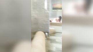 Chị họ vui vẻ phục vụ cho em trai 16 tuổi cực phê.