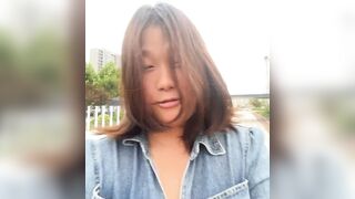 Thủ dâm ngoài công viên em rau chubby vú to lồn múp thủ dâm lồn chảy nước dâm đãng