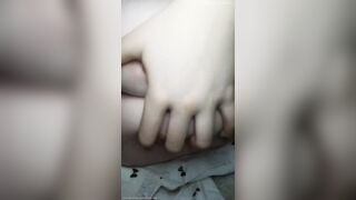 Vú đã đẹp mà em nó còn dâm nữa 3