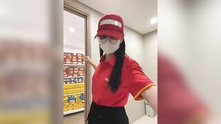 Siêu Thị WinMart bé nhân viên lồn nhiều nước vừa làm vừa bán quạt - phần 42