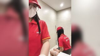 Siêu Thị WinMart bé nhân viên lồn nhiều nước vừa làm vừa bán quạt - phần 42