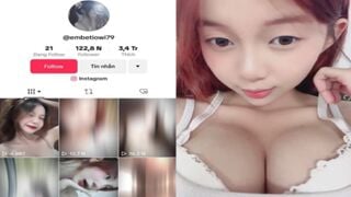 Huyền Trân ngực bự nằm hưởng trọn khoái lạc