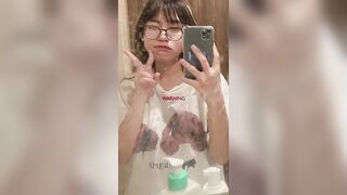 Làm Tình Cùng Em HS Kính Cận Xinh Gái Dáng Ngọt Nước Trong Phòng Trọ