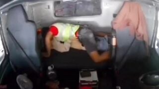 Vụ trên xe tải đây