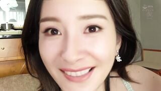 Đến nhà phỏng vấn 1ng phụ nữ nội trợ vú bự xinh đẹp xa ck lâu ngày và đụ cùng cô ấy