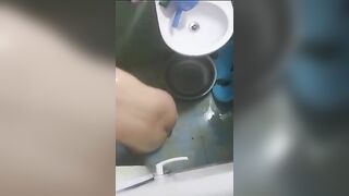 Em họ tắm dáng đẹp vú bự chưa có chủ