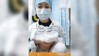 Em y tá dâm đảng show dâm tại bệnh viện P1