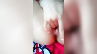 Học sinh mới lớn VN show hàng 5
