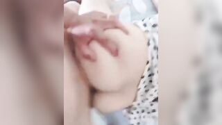 ngày nào cũng bị thằng anh trai đè ra đụ tới mức sưng đỏ 3
