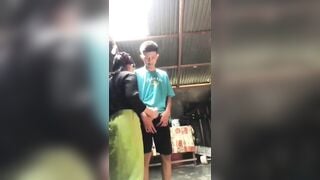 Cháu họ 16 tuổi đeo bao cao xu xin dì đụ ai dè dì chu đít cho đụ thật.