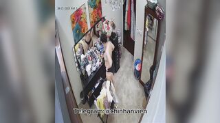 Hack Camera Phòng Thay Đồ Milf Múp