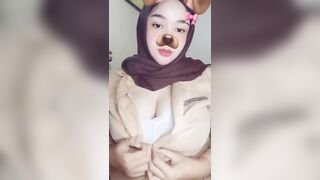 Cô giáo trẻ vú to khủng khoe hàng dâm đãng