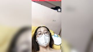 Em gái Việt kính cận dâm livetream show hàng xoa lồn dâm rỉ nc rên khẩu dâm cực nứng