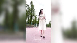 Dâm nữ vú bự nứng lồn đi quay clip show hàng public wor công viên