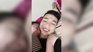 Lần đầu đi lái máy bay gặp máy bay chiến quá