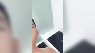 Chị họ chồng mới mất nứng lồn nhờ em trai đụ mà nó vừa đụ lỗ lồn vừa móc lỗ đít.