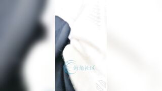 Loạn luân đứa em họ nhân trần xuất luôn vào trong có cản nhưng không đáng kể