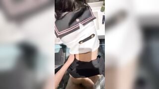 Dí buồi vào lồn em từ nhà tắm đến giường 2