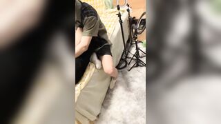 Hớ hênh trên Livestream tiktok, Gái Xinh lộ Lồn Rậm đen sì