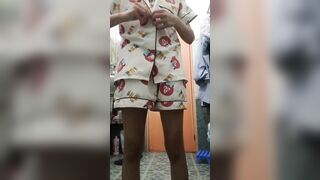 Thùy Linh 2k10 teen mới lớn mà dâm quá, toàn gửi clip gợi tình cho người yêu
