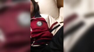 Cứ về nhà là anh kế lại bắt bú cu rồi chịch, không kịp thay quần áo luôn mà