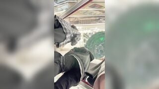 Quay lén dưới váy em teen tq xinh đẹp trg trung tâm thương mại
