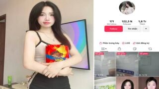 Người yêu bí mật cởi đồ khiêu vũ rồi phang trai lạ