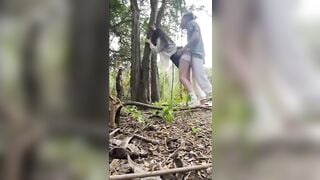 Địt nhau trong rừng vừa lạnh vừa khoái