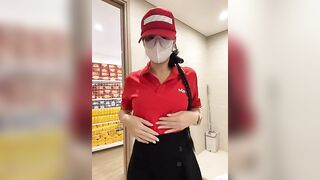 Siêu Thị WinMart bé nhân viên lồn nhiều nước vừa làm vừa bán quạt - phần 50