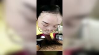 Sống cùng chị họ kính cận xinh nứng cặc quá nên đè đầu chị ra bắt bú cặc xg mới tha