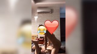 Bị dượng đè banh háng đụ vậy sao em chịu nổi
