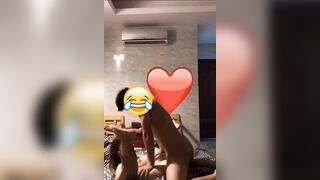 Bị dượng đè banh háng đụ vậy sao em chịu nổi