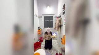 Học sinh mới nhú Việt hơi mũm mĩm
