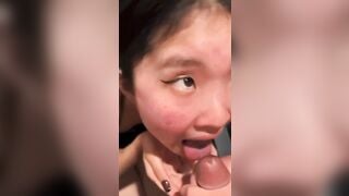 Nhìn biểu cảm là biết em dâm cỡ nào
