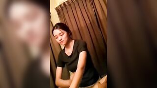 Trốn vợ đi massage cho em nhân viên sục cặc không muốn về