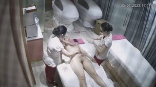 Quay lén thẩm mỹ viện gái xinh lồn non đi tắm trắng