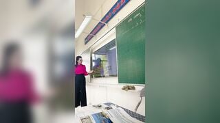 Cô Giáo Mầm Non Bú Cu Làm Tình Cực Điêu Luyện