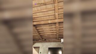 EM CƯỠI NGỰA PHÊ CỨ NHƯ TRÊN MÂY
