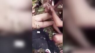 Ham chơi bỏ học em học sinh 16 tuổi bị đụ tập thể bãi đất vắng.